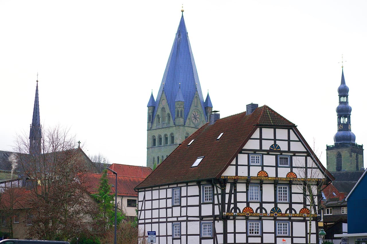 Historische Gebäude in Soest bei Abendlicht